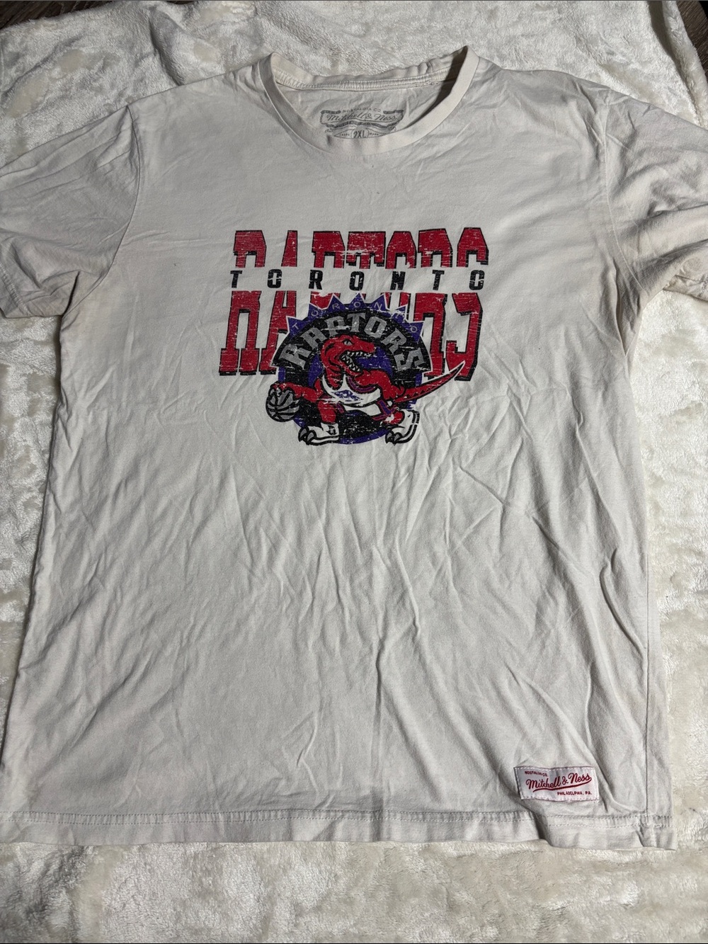 Mitchell & Ness White Toronto Raptors Red & Blue Graphic Tee